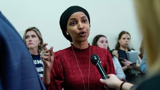Ilhan Omar cuestiona al ejecutivo de UFC sobre el pago de los luchadores y la Ley de Revitalización del Boxeo de Muhammad Ali