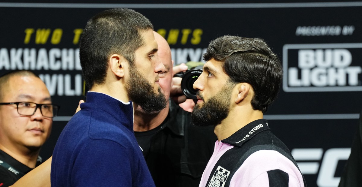 Islam Makhachev cuestiona el emparejamiento de UFC: 'Arman debería haber tenido la oportunidad por el título'