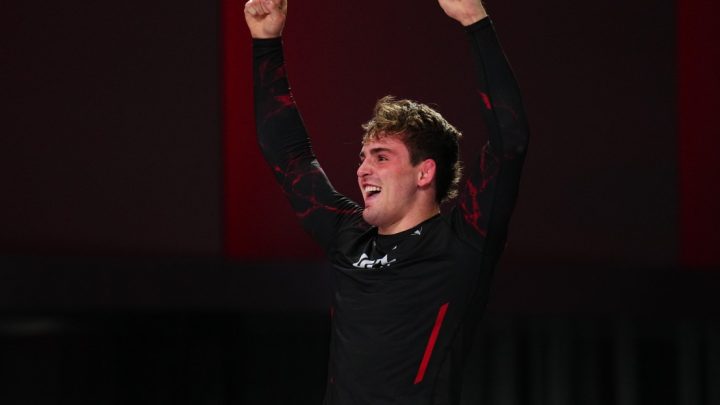 Resultados de UFC BJJ 4: Andrew Tackett recibe un toque rápido y grita a Michael Chandler