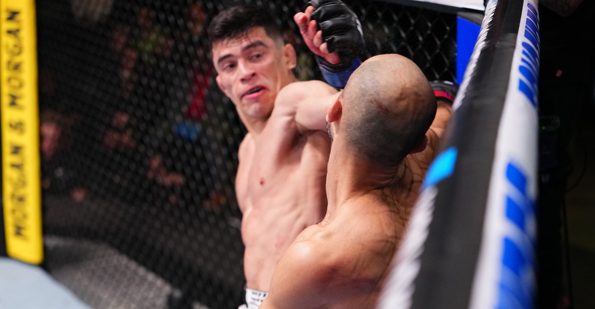 Video de UFC Vegas 112: Kevin Vallejos derriba a Giga Chikadze con un puño giratorio hacia atrás y termina con fuertes codazos