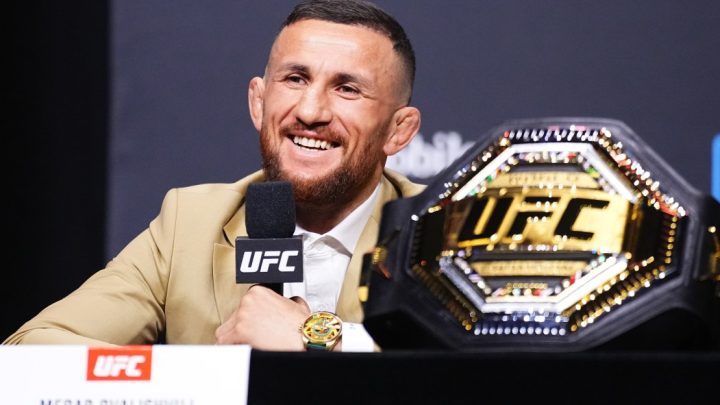 Vídeo de la conferencia de prensa de UFC 323