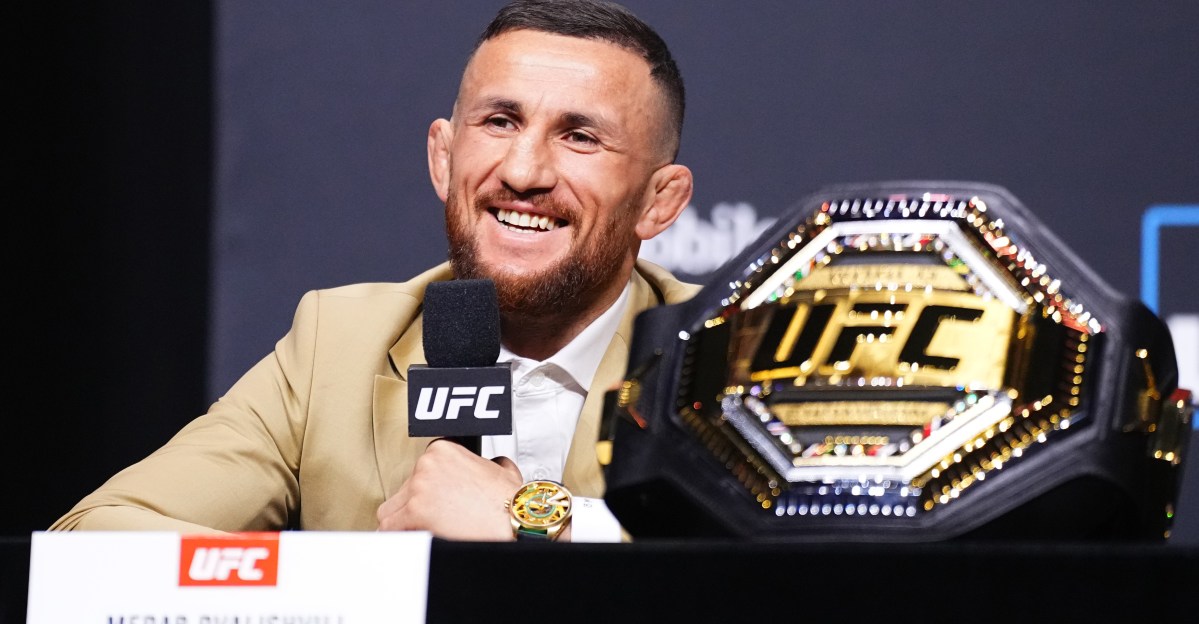 Vídeo de la conferencia de prensa de UFC 323