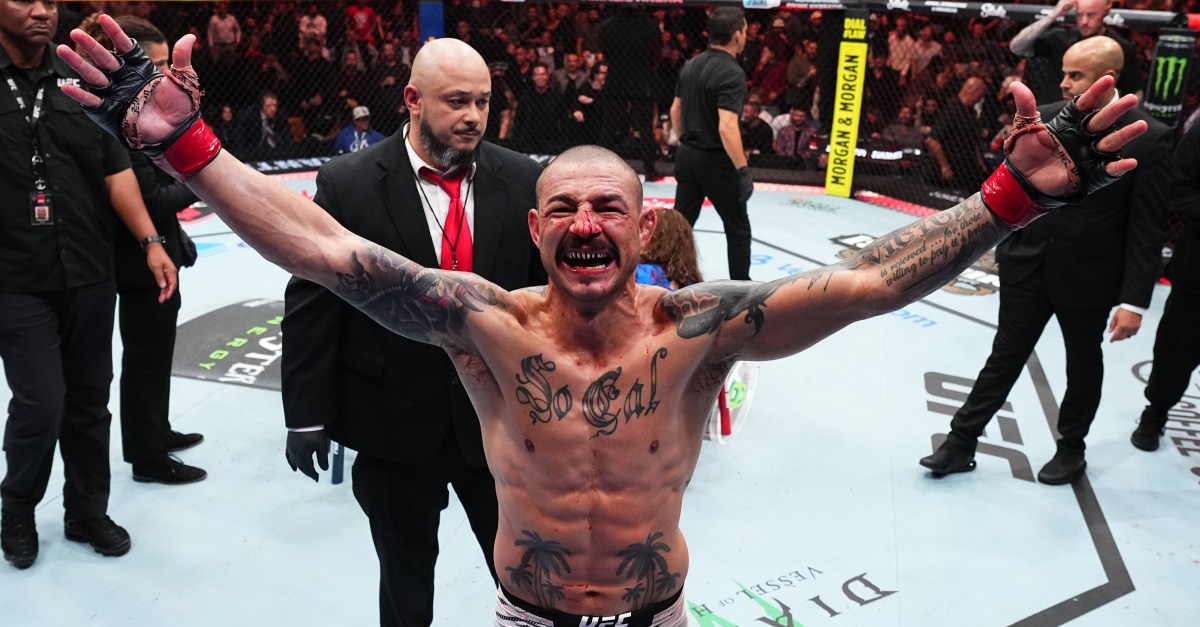 Cub Swanson reserva un oponente de acción para UFC 327