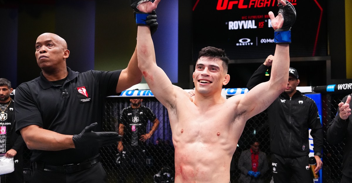 Josh Emmett vs.Kevin Vallejos listo para el cartel principal de UFC Vegas 114