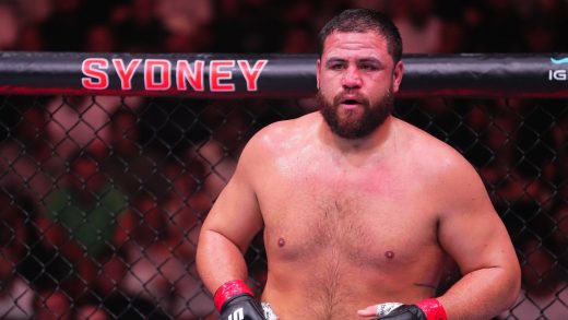 El peso pesado de UFC en caída publica una declaración después de otra derrota